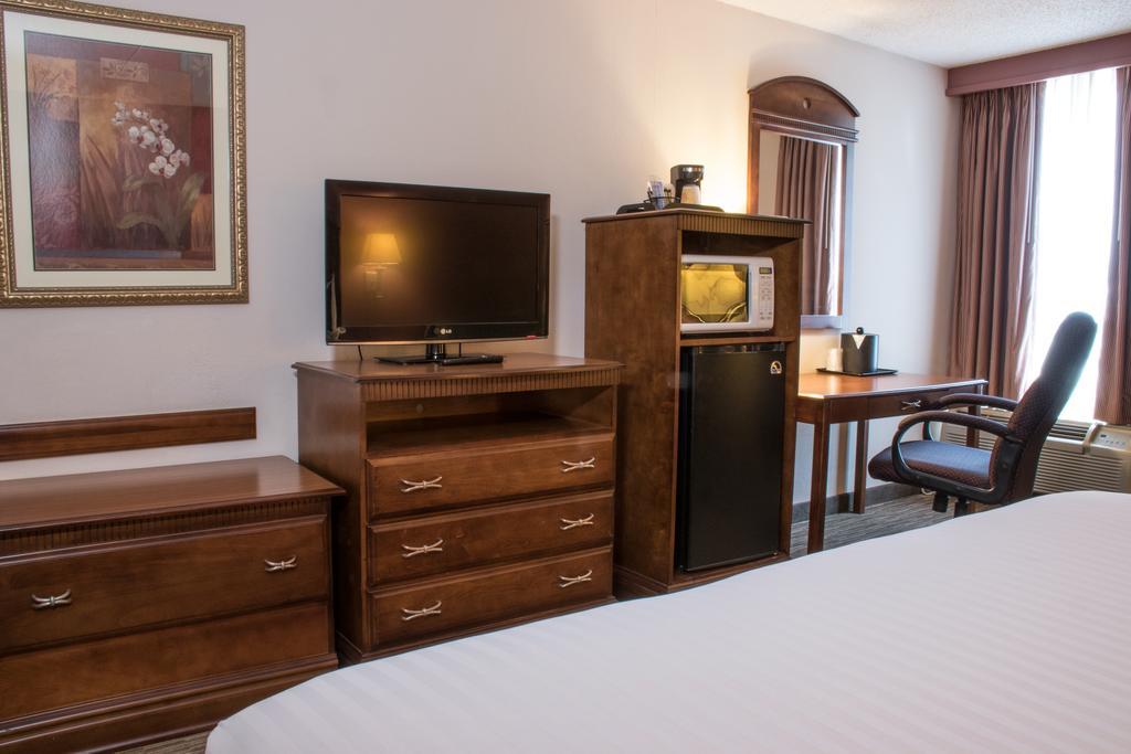 Greenstay Hotel & Suites Central Springfield Bagian luar foto