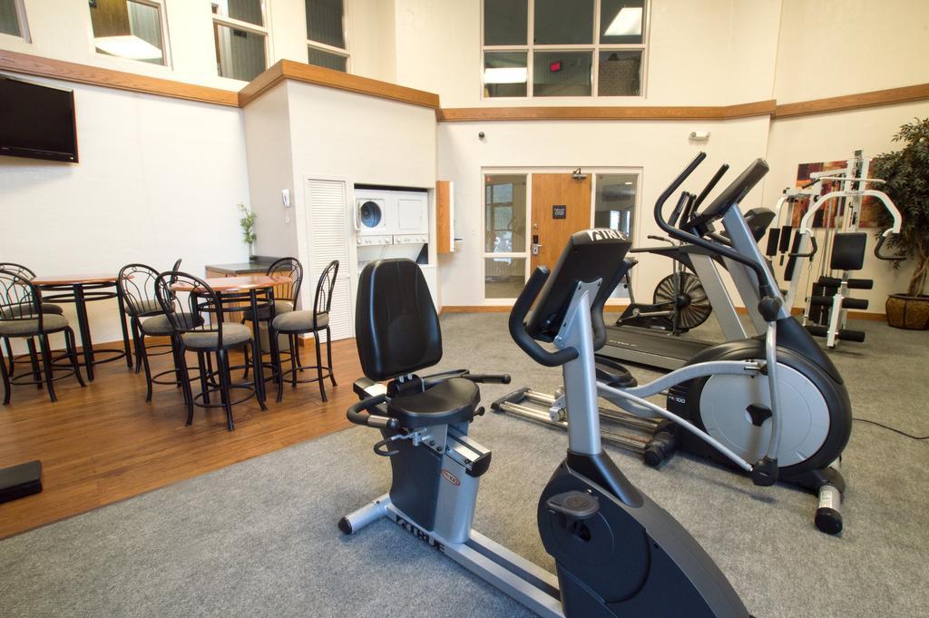 Greenstay Hotel & Suites Central Springfield Bagian luar foto